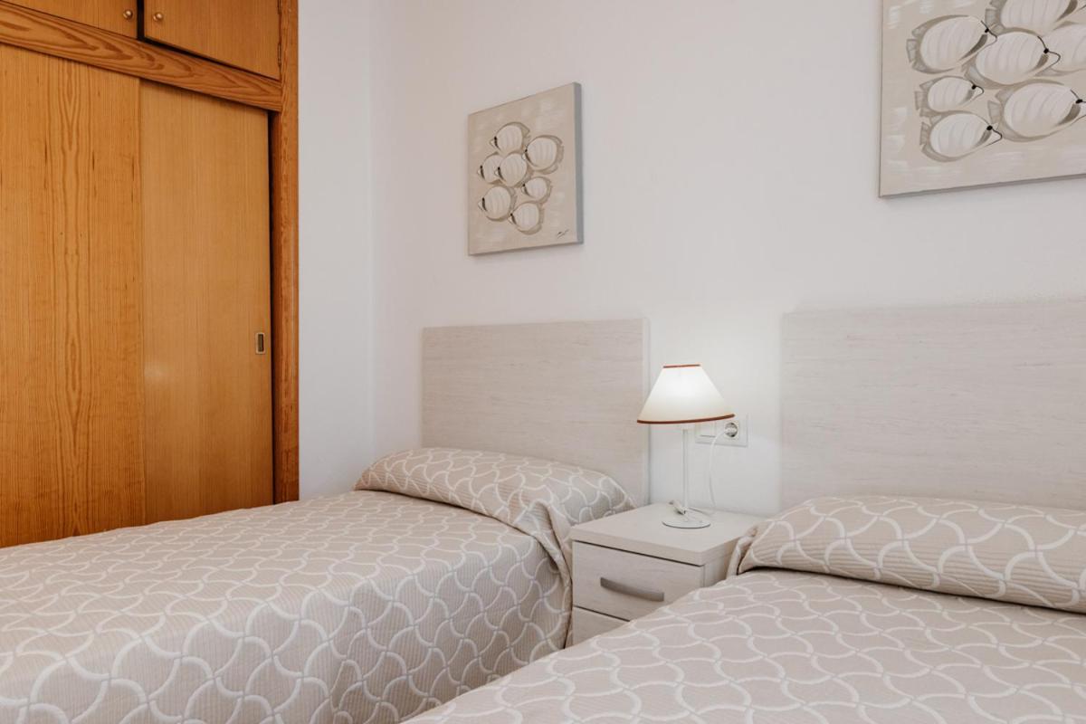 Apartamentos Vistamar ラ・マンガ・デル・マール・メノール エクステリア 写真