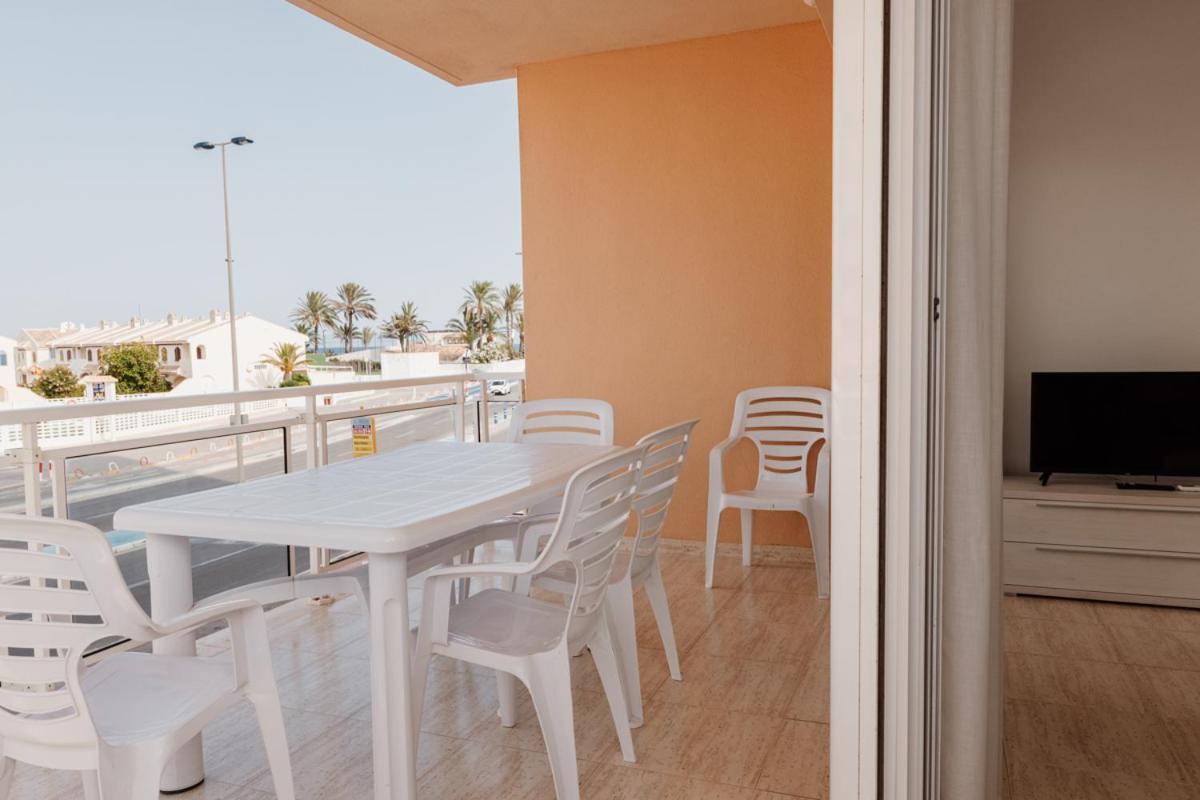 Apartamentos Vistamar ラ・マンガ・デル・マール・メノール エクステリア 写真